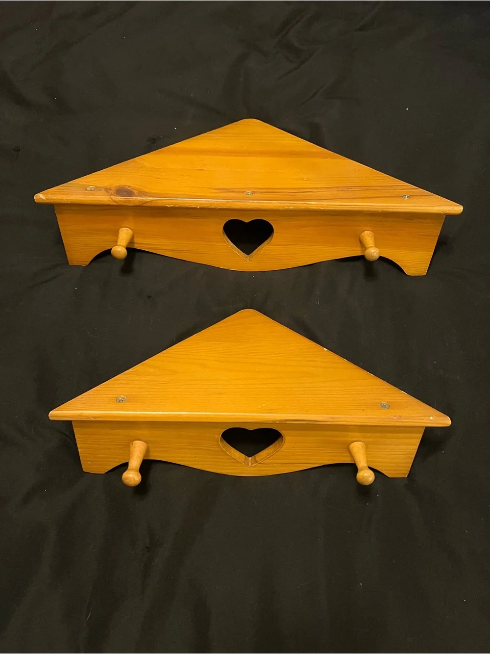 Vintage Heart Corner Shelf Set